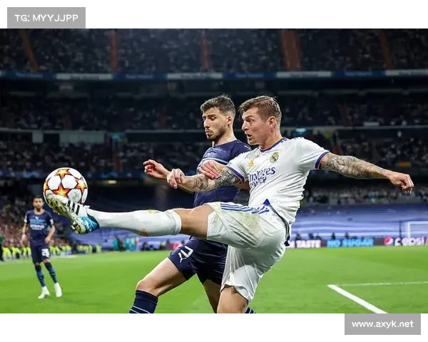 首尔fc足球 首尔FC赛事火热开战球迷齐聚助威共享足球激情与荣耀